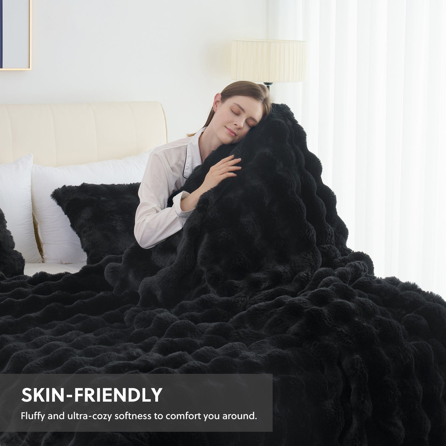 Ultra-Soft Faux Rabbit Fleece Throw Blanket – All-Season Plush Blanket